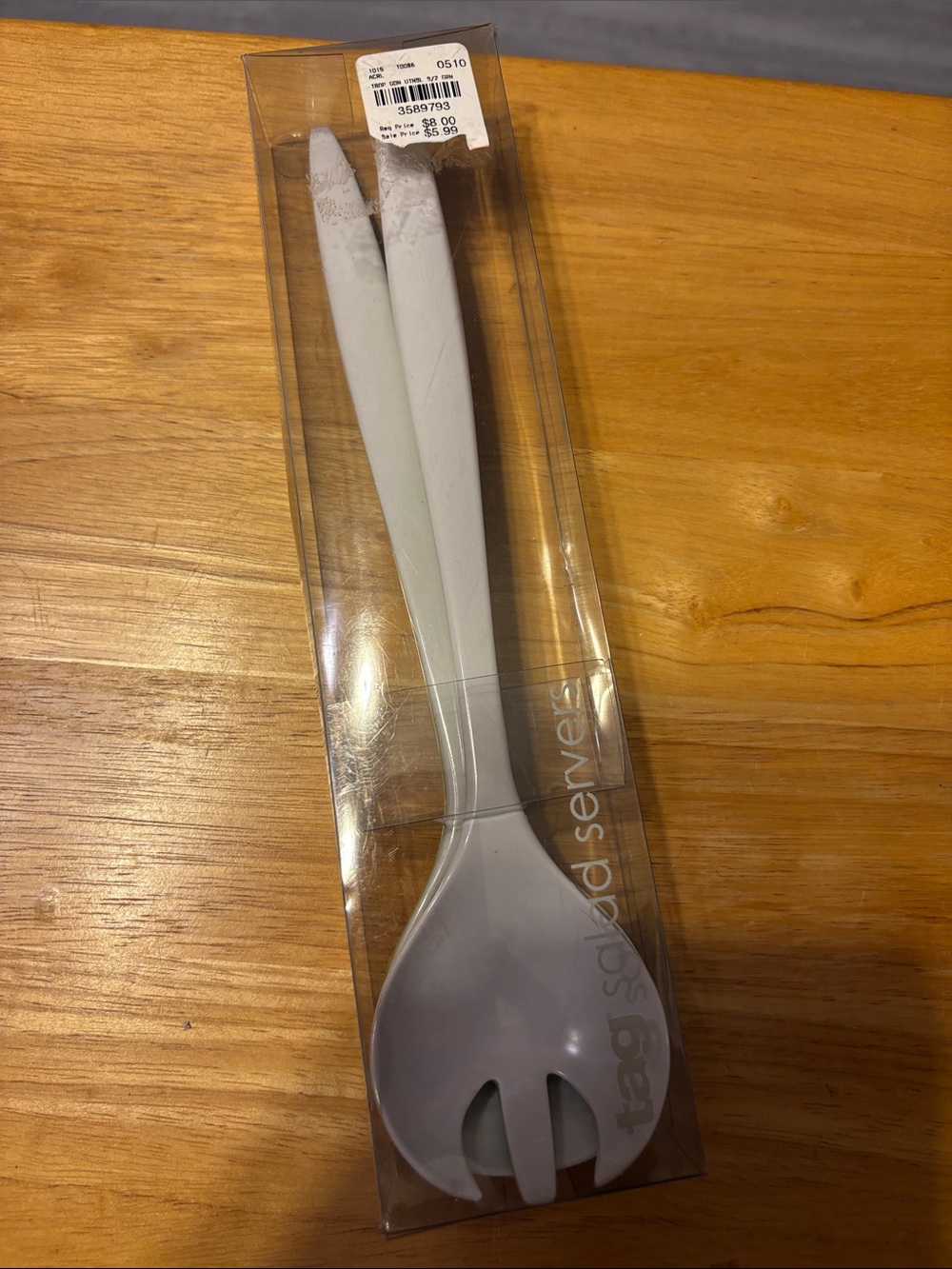 Tag White Salad Servers - Plastic Serving Set